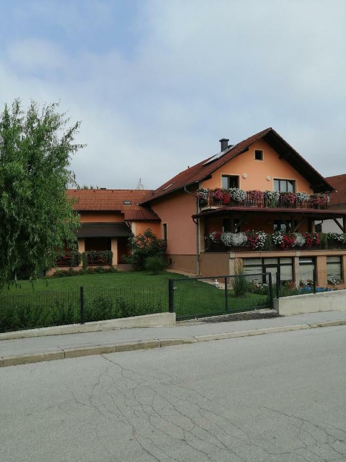 Apartment Pavlesic Slunj Exterior foto